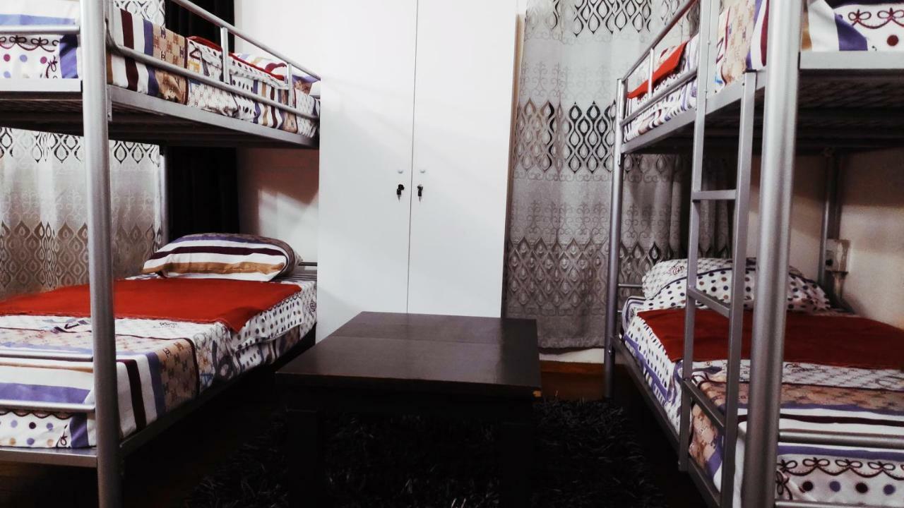 טיראנה Tufina Hostel מראה חיצוני תמונה