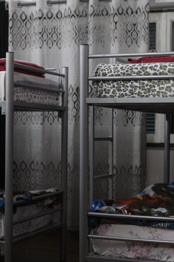 טיראנה Tufina Hostel מראה חיצוני תמונה
